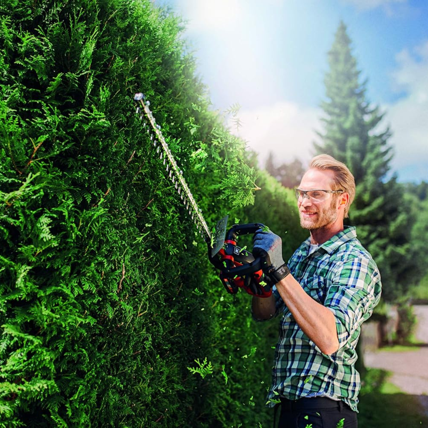 آلة تشذيب الأسوار اللاسلكية ببطاريتين